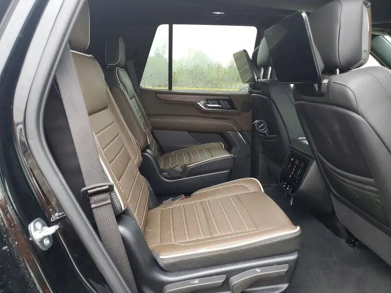 2025 GMC YUKON DENALI ULTIMATE  