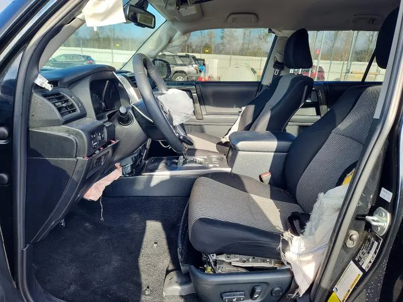2023 TOYOTA 4RUNNER SR5  