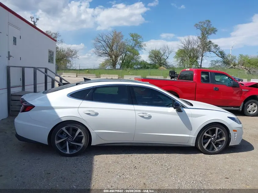 2022 HYUNDAI SONATA SEL PLUS