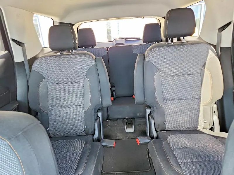 2018 CHEVROLET TRAVERSE LT  