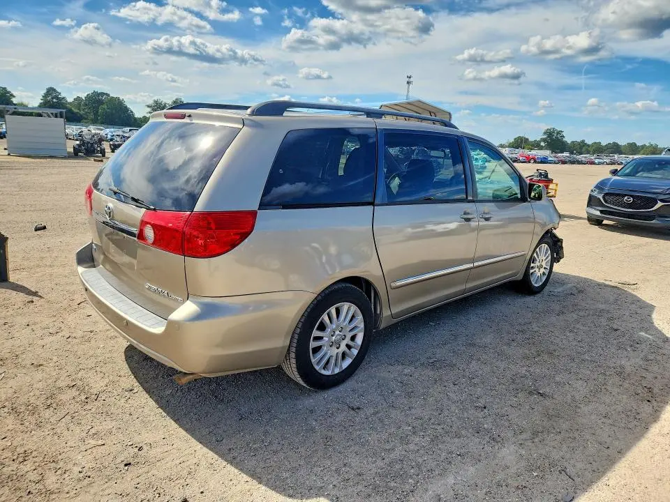 2010 TOYOTA SIENNA XLE LIMITED  