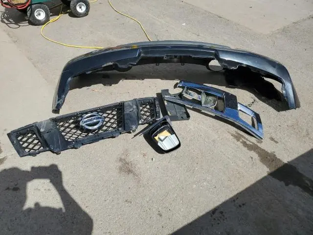 2017 NISSAN FRONTIER SV  