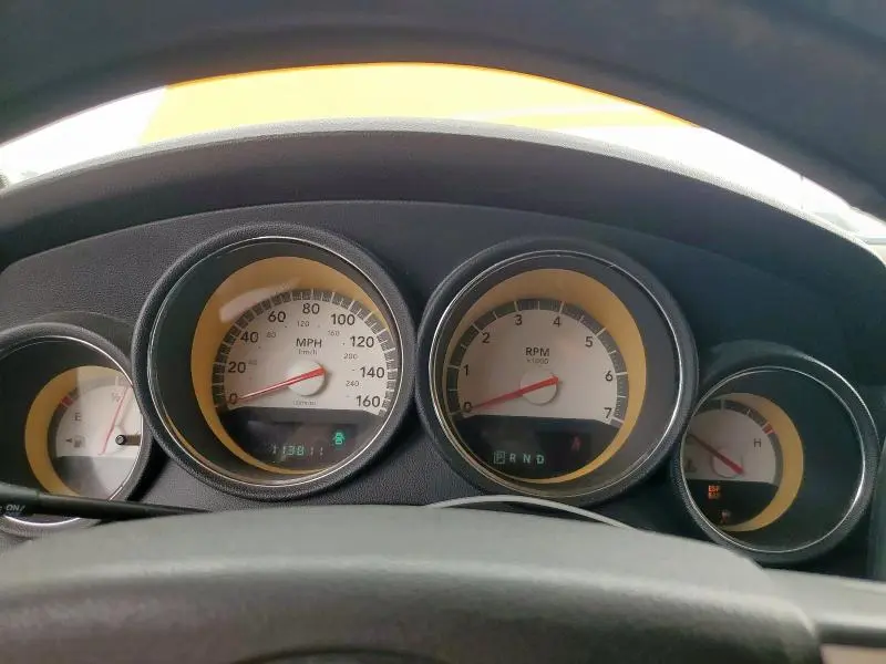 2010 DODGE CHARGER   