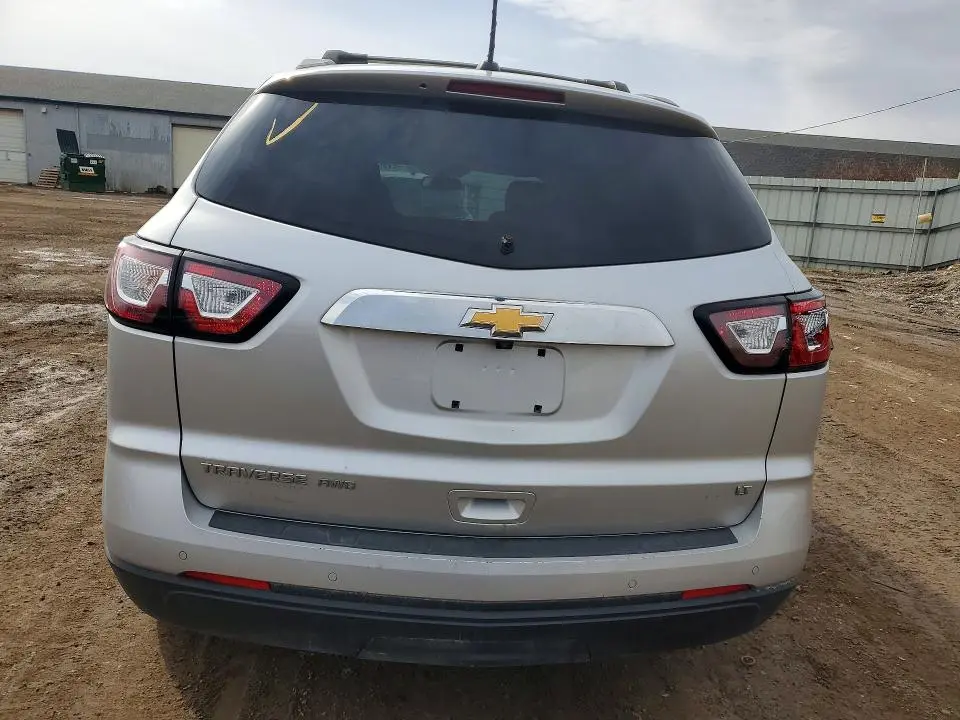 2017 CHEVROLET TRAVERSE LT  