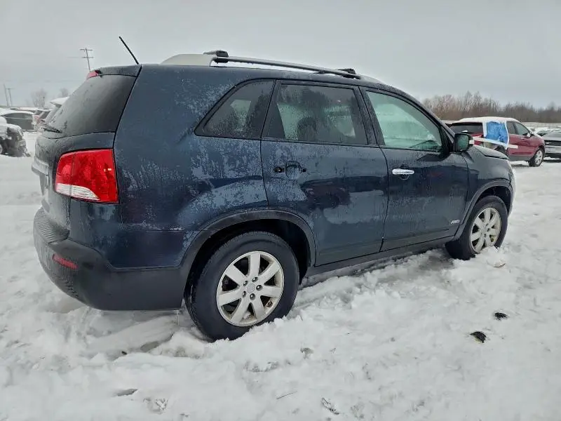 2012 KIA SORENTO BASE  