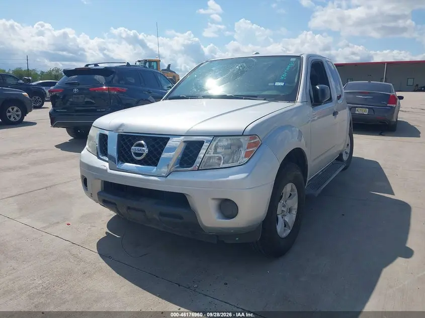 2012 NISSAN FRONTIER SV