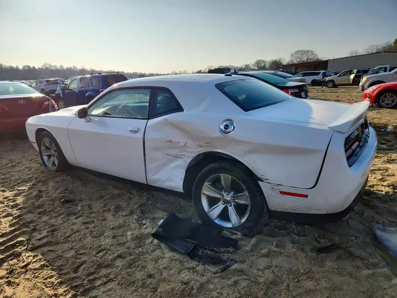 2022 DODGE CHALLENGER SXT  