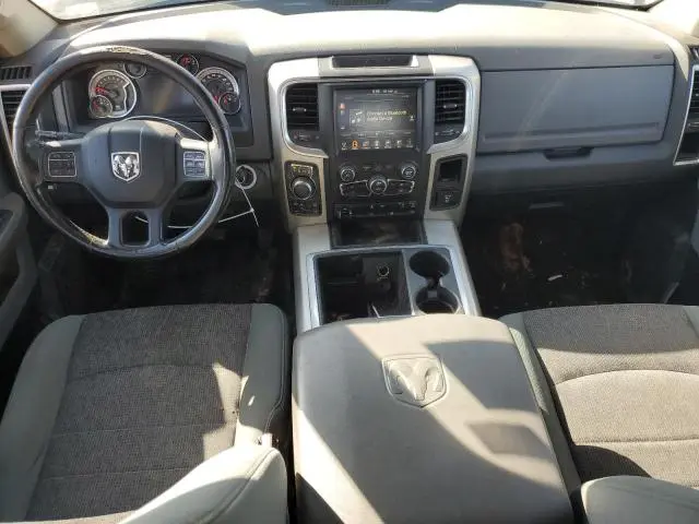 2015 RAM 1500 SLT  