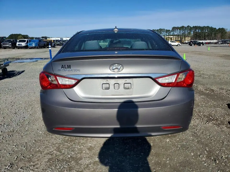 2013 HYUNDAI SONATA GLS  