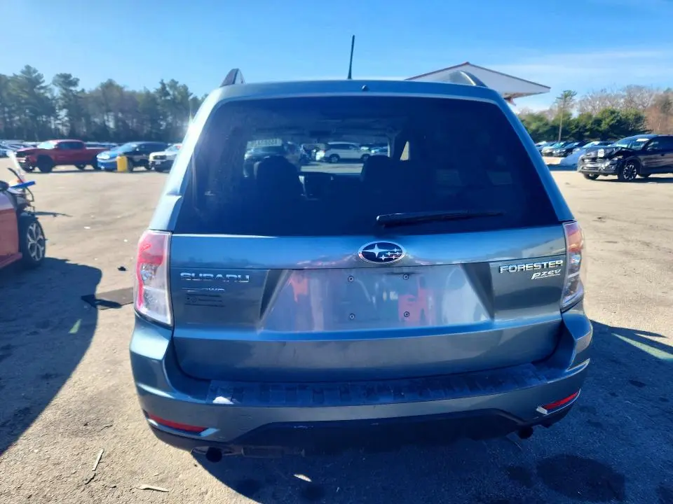 2011 SUBARU FORESTER LIMITED  