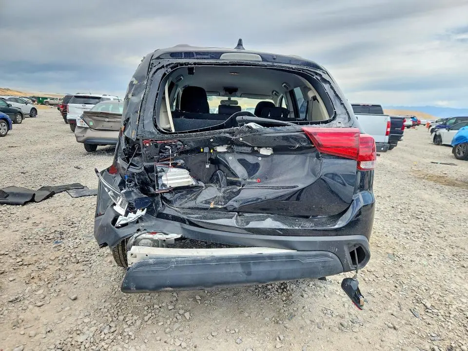 2019 MITSUBISHI OUTLANDER ES  