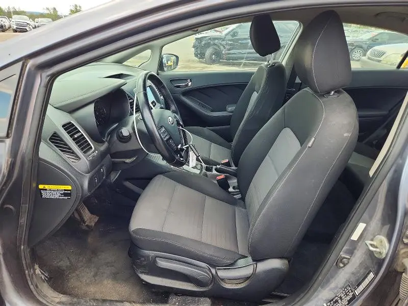 2018 KIA FORTE S  