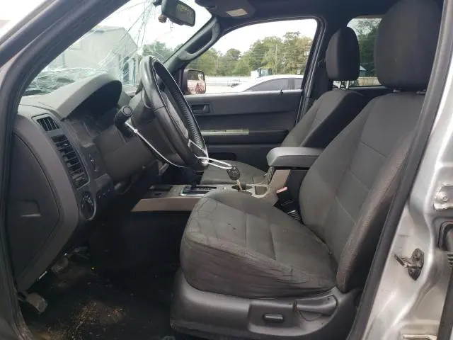 2011 FORD ESCAPE XLT  