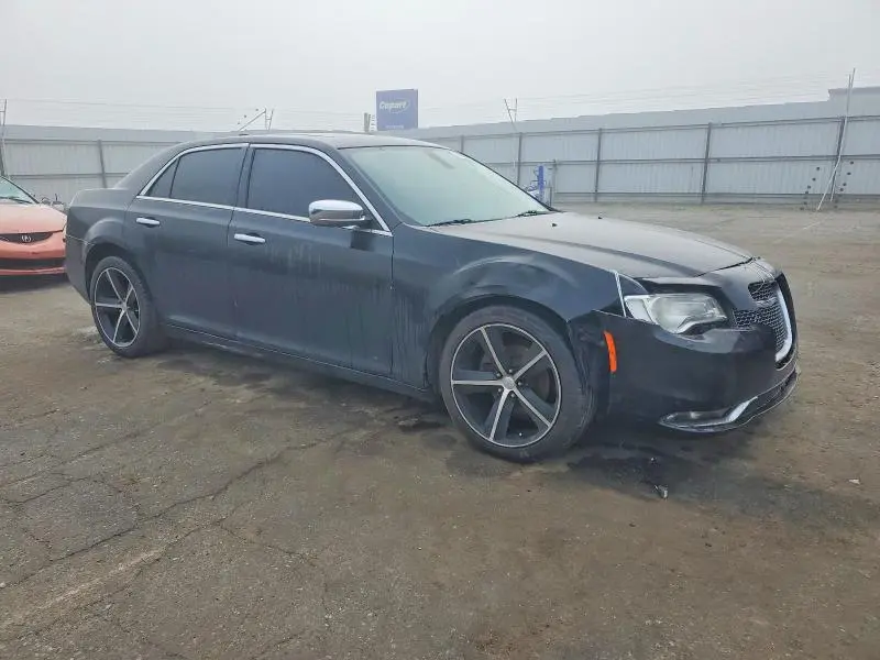 2017 CHRYSLER 300C   