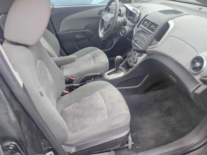 2016 CHEVROLET SONIC LS  