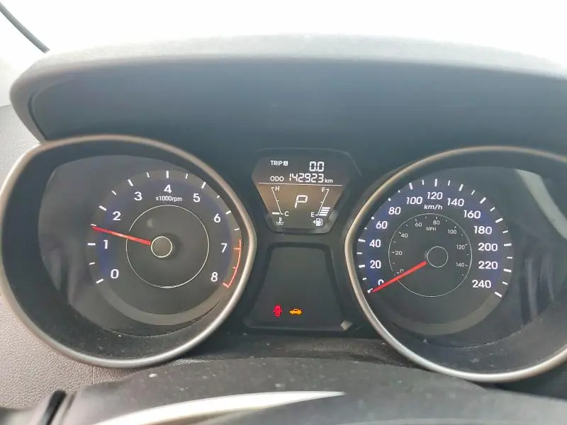 2013 HYUNDAI ELANTRA GLS  