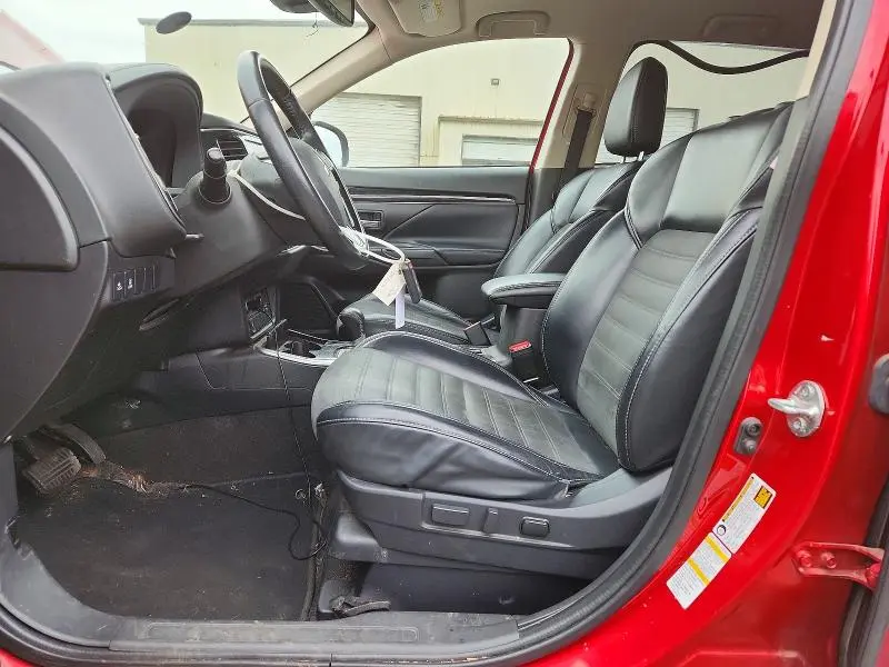 2020 MITSUBISHI OUTLANDER SE  