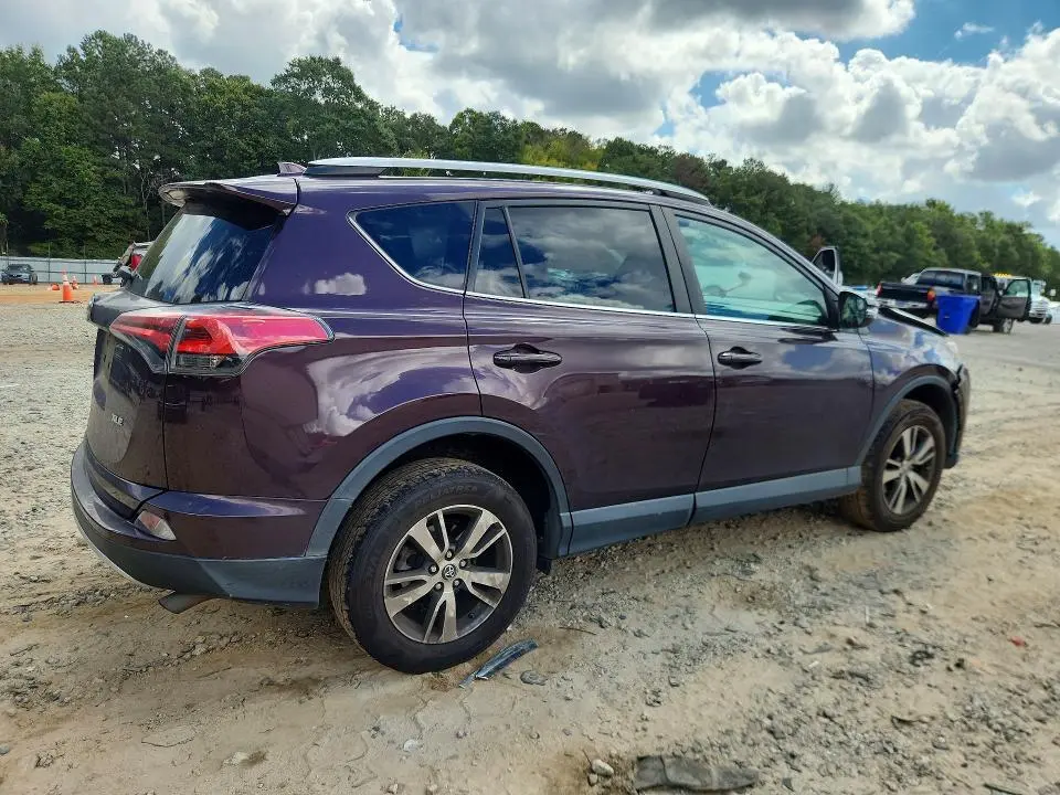 2016 TOYOTA RAV4 XLE  