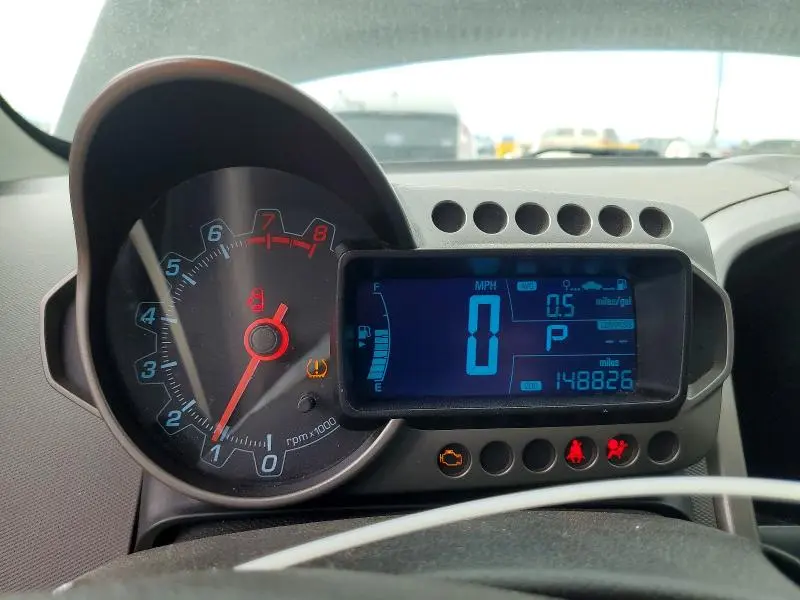 2016 CHEVROLET SONIC LT  