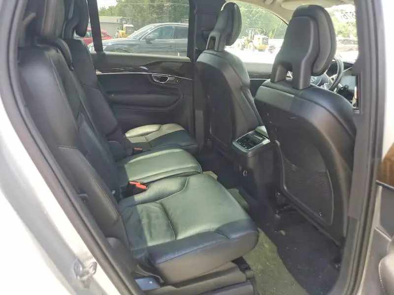 2018 VOLVO XC90 T6  