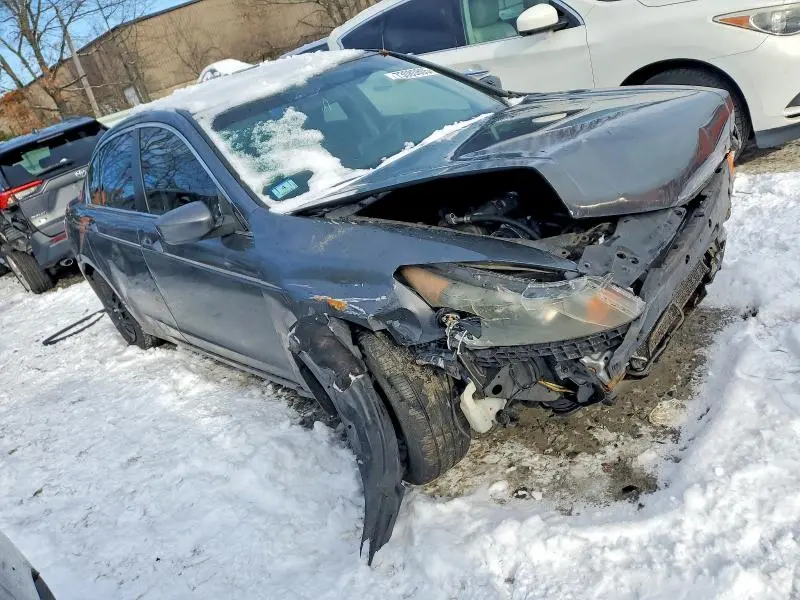 2011 HONDA ACCORD LX  