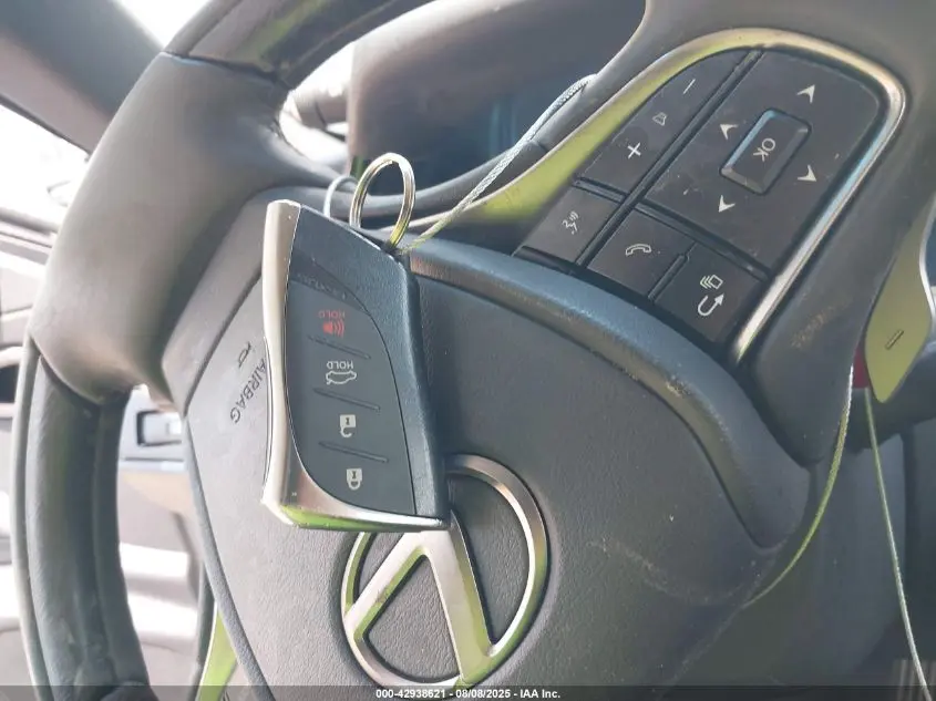 2022 LEXUS ES 300H ULTRA LUXURY