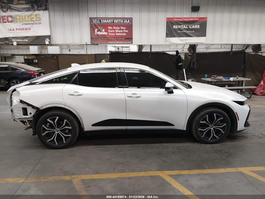 2023 TOYOTA CROWN XLE