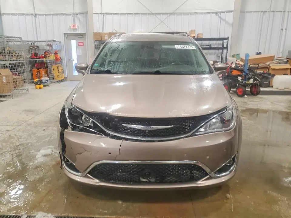 2017 CHRYSLER PACIFICA TOURING L PLUS  