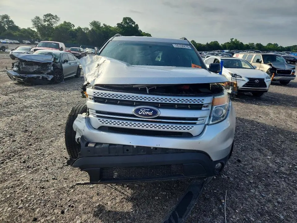 2015 FORD EXPLORER XLT  