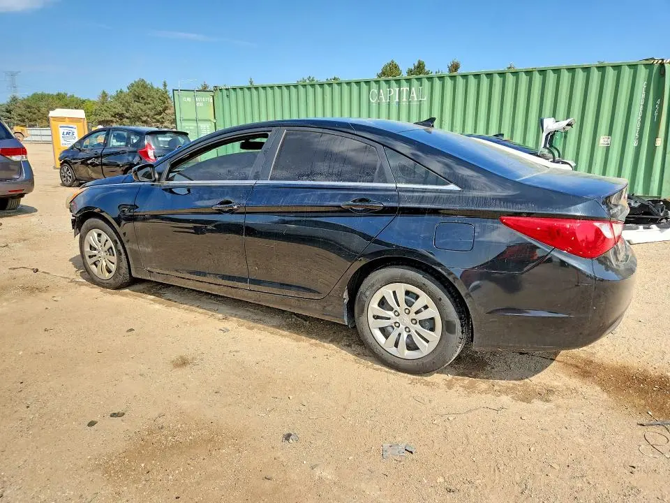 2011 HYUNDAI SONATA GLS  