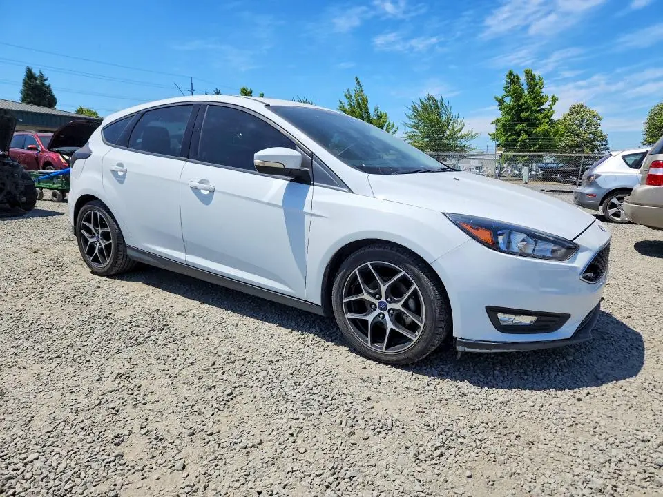 2017 FORD FOCUS SEL  