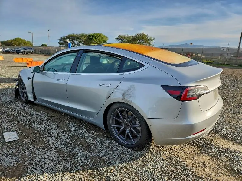 2018 TESLA MODEL 3   