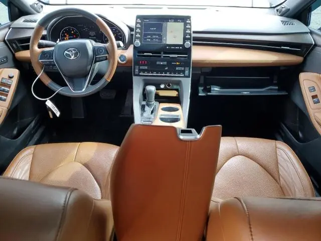 2019 TOYOTA AVALON XLE  