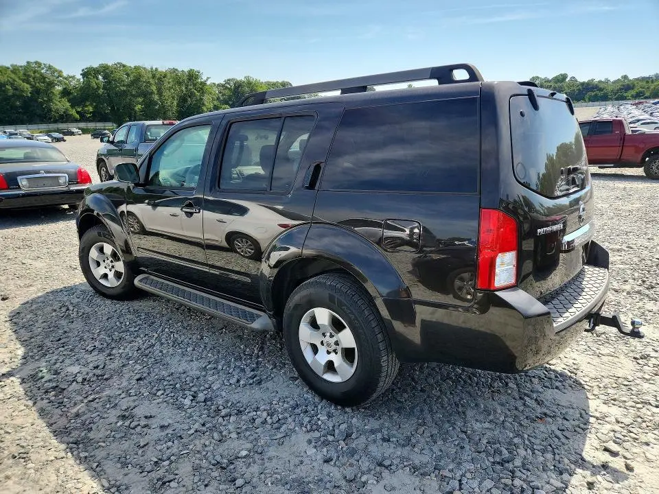 2011 NISSAN PATHFINDER S  