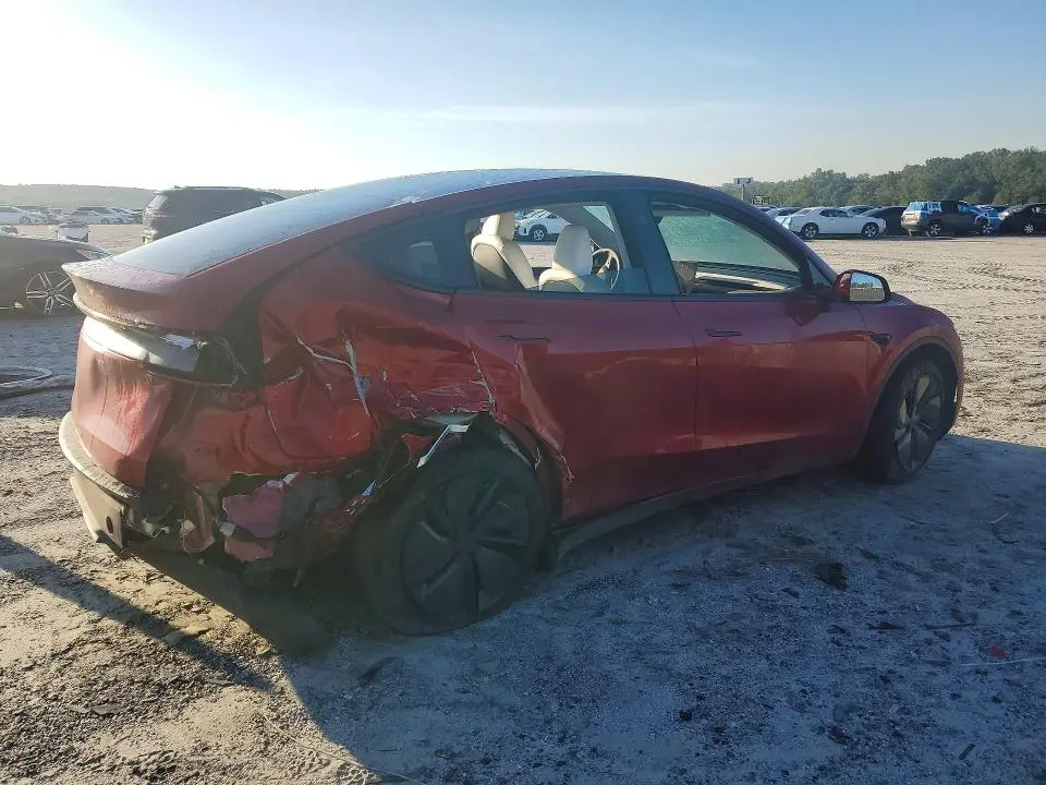 2026 TESLA MODEL Y   
