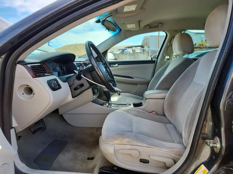 2011 CHEVROLET IMPALA LT  