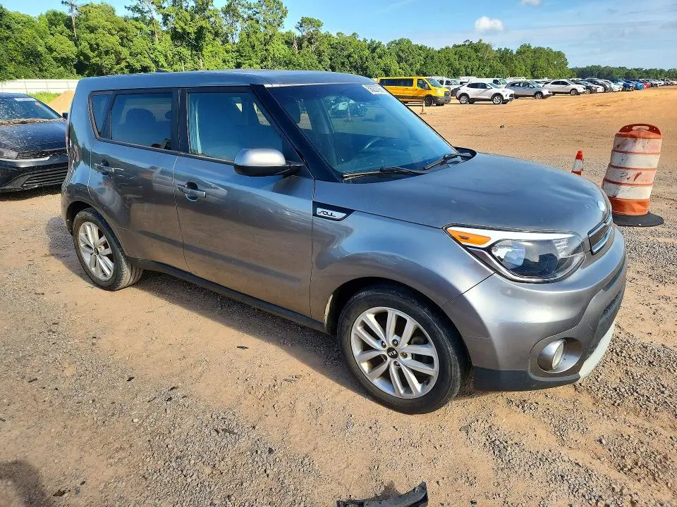 2019 KIA SOUL +  