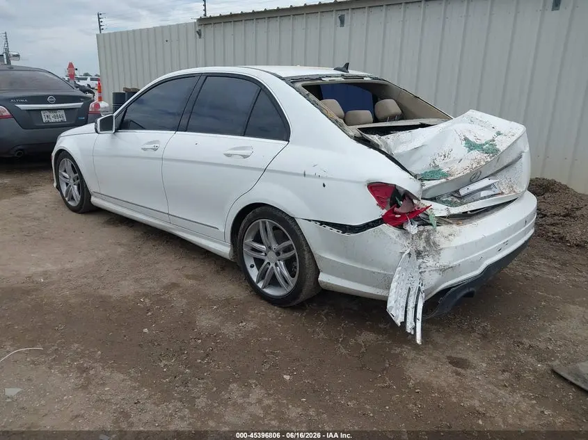 2014 MERCEDES-BENZ C 250 SPORT
