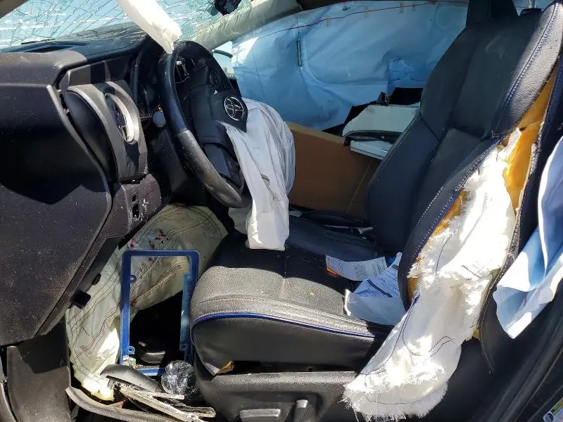 2019 TOYOTA COROLLA XSE  