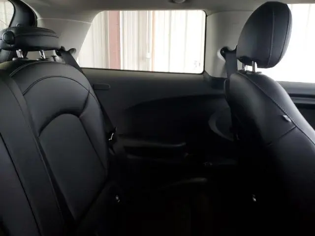 2015 MINI COOPER