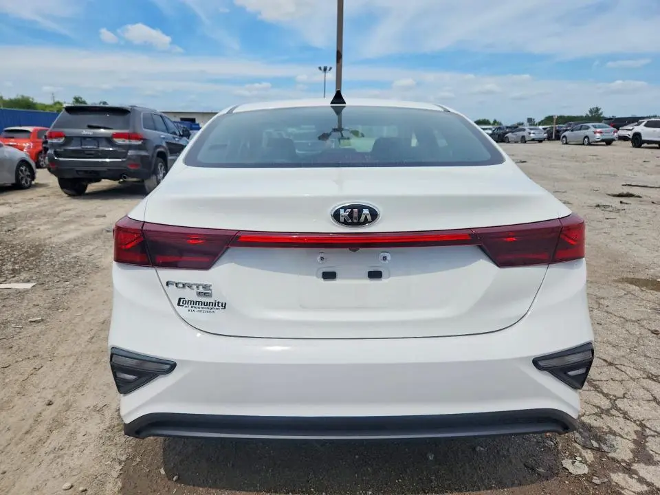 2019 KIA FORTE FE  