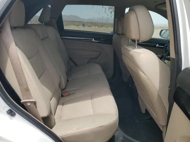 2013 KIA SORENTO LX  