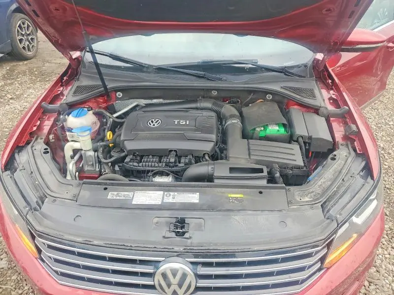 2017 VOLKSWAGEN PASSAT S  