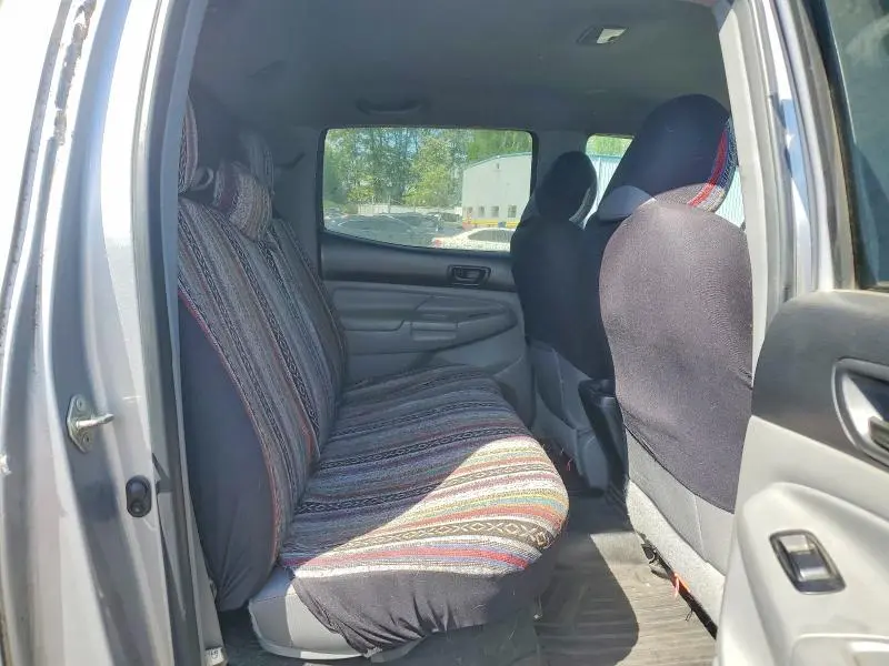 2015 TOYOTA TACOMA V6  