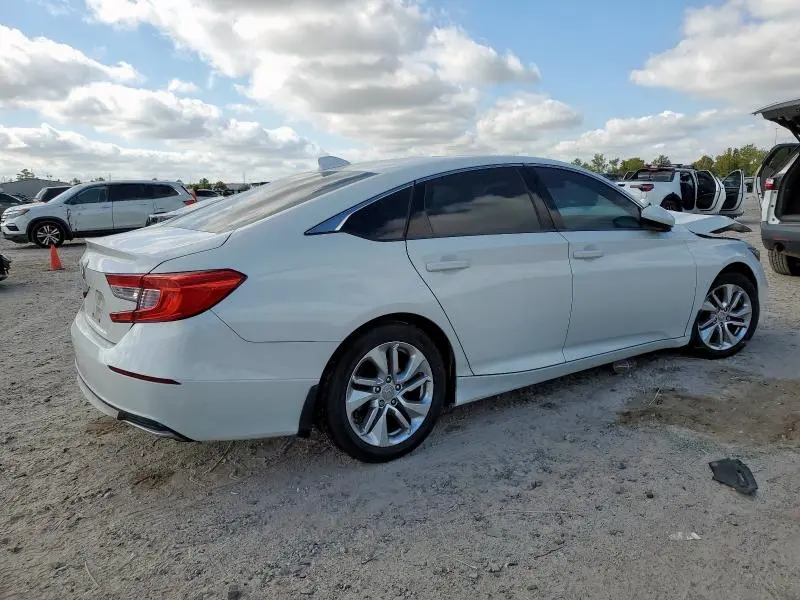 2019 HONDA ACCORD LX  