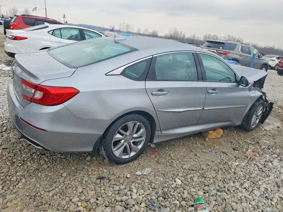 2018 HONDA ACCORD LX  