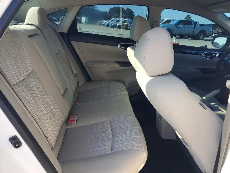 2016 NISSAN SENTRA SV  