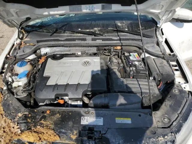 2013 VOLKSWAGEN JETTA TDI  