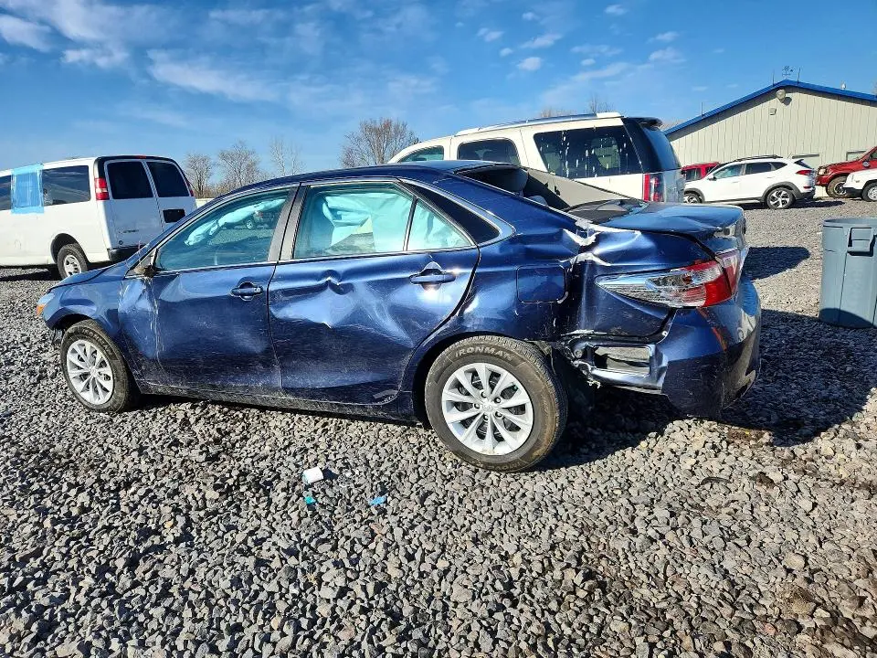 2015 TOYOTA CAMRY LE  