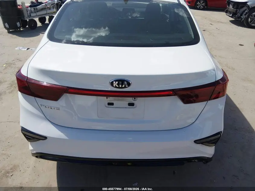 2021 KIA FORTE LXS